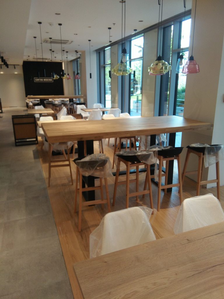 pokládka podláh, drevených podláh, nivelizácia, podlahári