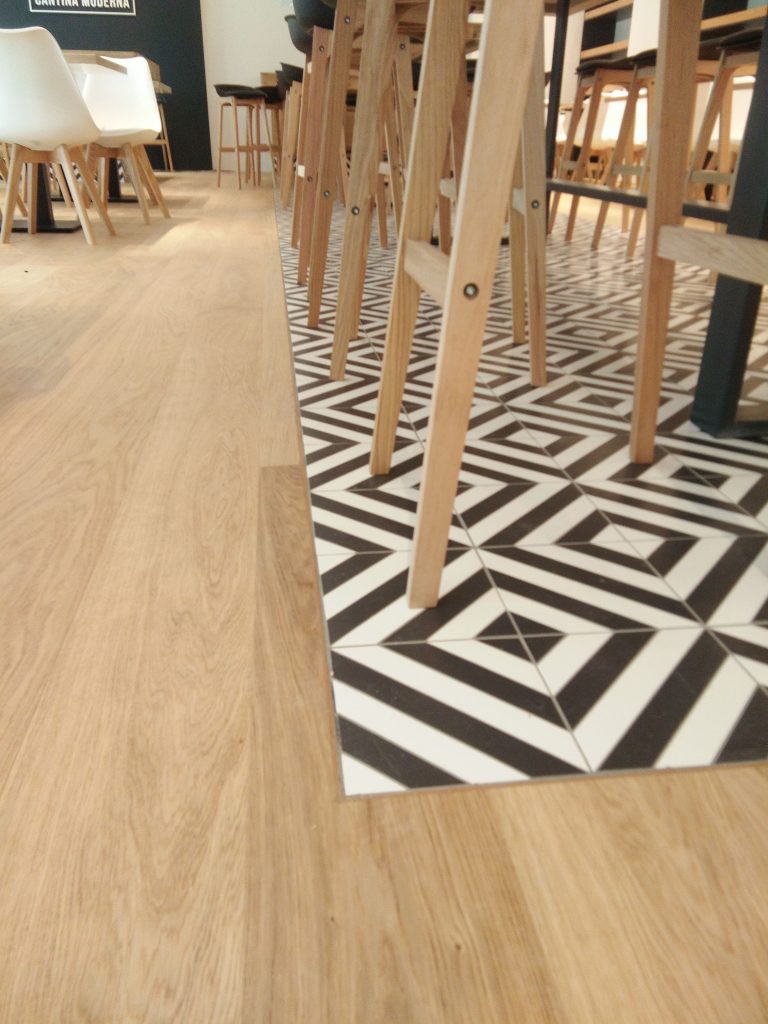 pokládka podláh, drevených podláh, nivelizácia, podlahári